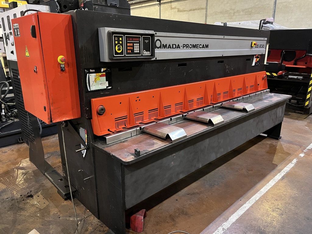 CISAILLE GUILLOTINE AMADA GS 630